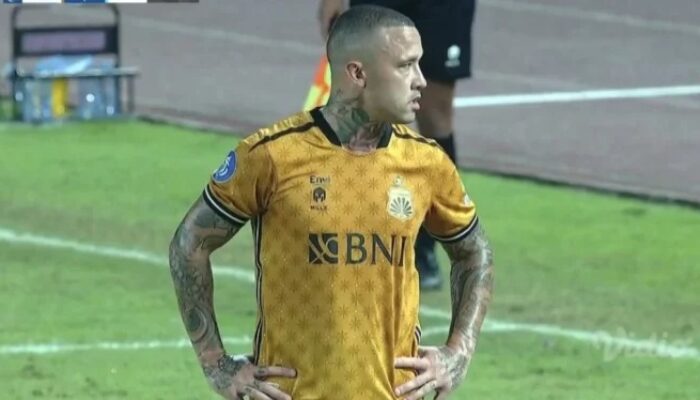 Radja Nainggolan Ditangkap Polisi Terkait Penyelundupan Narkoba