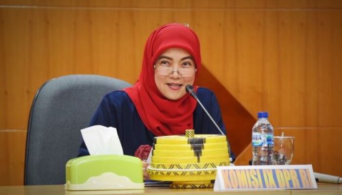 Hai Gen Z, Remaja Tak Buru-Buru Menikah Kurangi Risiko Stunting