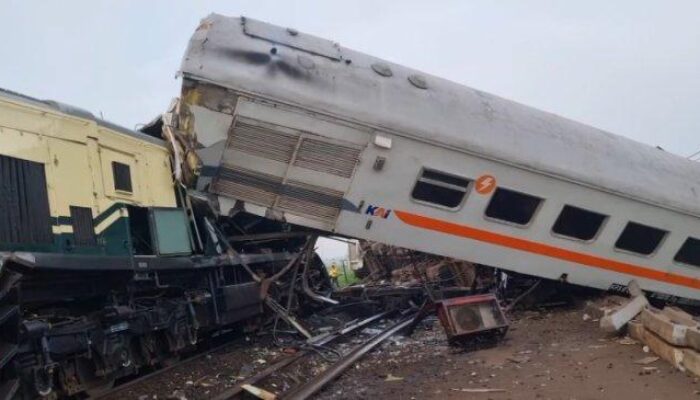 Update Kecelakaan KA Turangga dan KA Lokal Bandung Raya, 4 Orang Tewas 37 Terluka