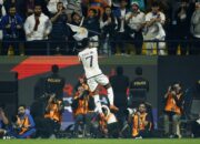 Selebrasi Ala CR7 saat Bantai Barca, Vinicius Jr: Dia Idola Saya dan Bermain Disini