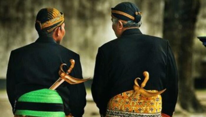 Bahasa Jawa: Sejarah, Kekayaan Sastra, dan Pengaruhnya pada Budaya Jawa