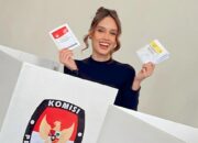 FOTO: Cinta Laura Pamerkan Uforia Nyoblos di New York Amerika Serikat