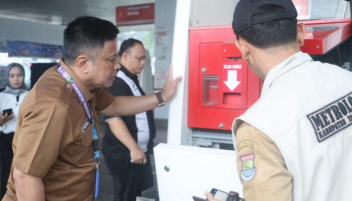 Disperindag Tangerang Melakukan Pengecekan Segel Dispenser BBM di SPBU Citra Raya Utama