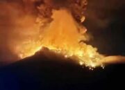 Gunung Ruang di Sitaro Sulawesi Utara Meletus, 828 Jiwa Mengungsi