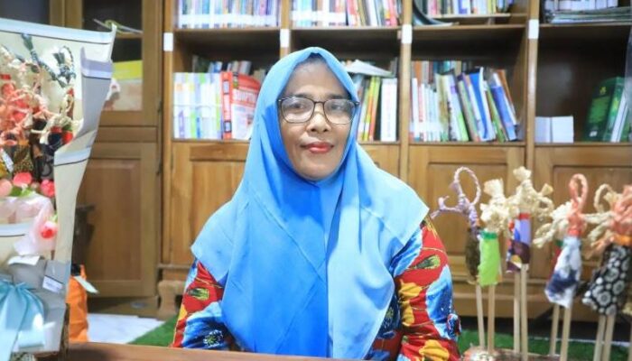 Kreasi Wayang Unik dari Kulit Jagung: Inspirasi Kreatif Esih Sukaesih