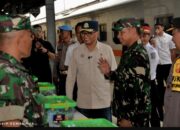 Menhub Budi Karya Sumadi, Kapolri dan Panglima TNI Tinjau Kondisi Terkini Arus Mudik di Stasiun Pasar Senen