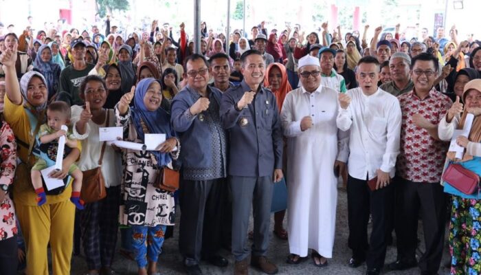 Program Distribusi Sembako dan Layanan Dokumen Kependudukan di Palembang