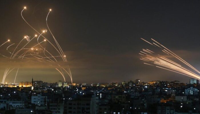 Serangan Balasan Rudal dan Drone Iran Terhadap Israel, Tidak Ada WNI Yang Terdampak