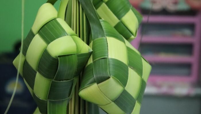 Tradisi Lebaran Ketupat: Asal Usul, Makna dan Kebiasaan di Baliknya