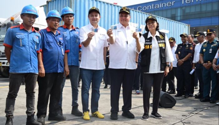 Solusi Penumpukan Kontainer, Pemerintah Revisi Aturan Impor dalam Permendag Nomor 36 Tahun 2023