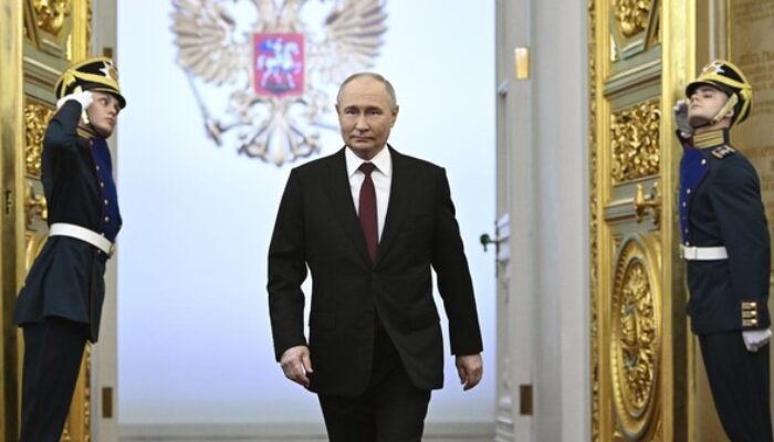 Vladimir Putin Resmi Dilantik Kembali sebagai Presiden Rusia
