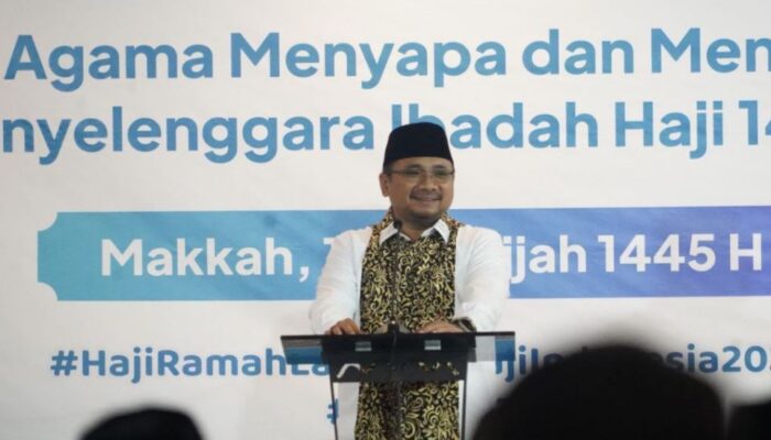 Menag Yaqut Apresiasi Petugas Haji di Makkah, Urusan Politik Biar Saya Yang Nanggung