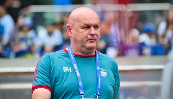 Persib Bandung Perpanjang Kontrak Pelatih Bojan Hodak hingga 2026