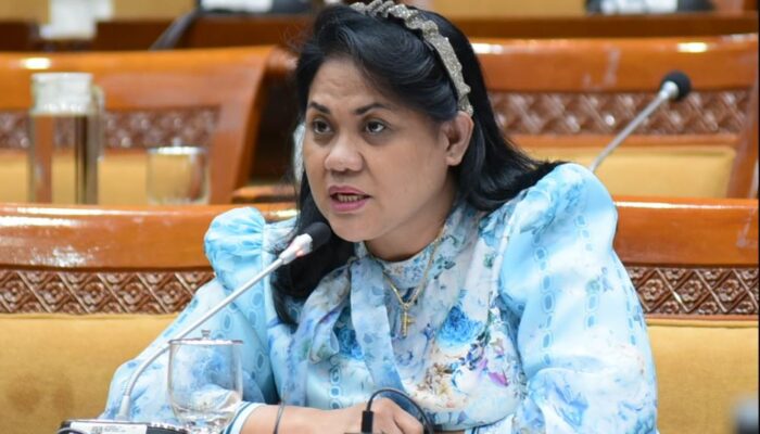 Sorotan Anggota DPR Anita Jacoba Gah, Dukungan Perpustakaan untuk Sekolah Kristen Masih Minim