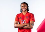 Michael Olise Gabung ke Bayern Munich
