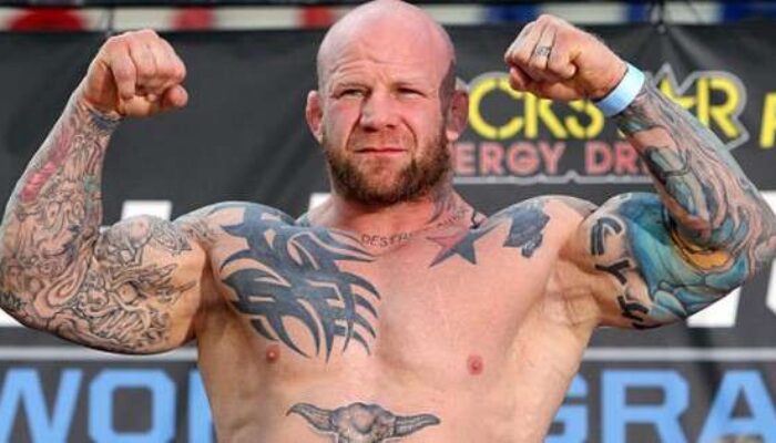 Pegulat MMA Jeff Monson Resmi Menjadi Mualaf