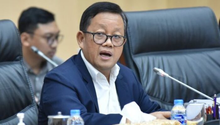 Pemerintah Diminta Evaluasi Subsidi BBM oleh Ketua Komisi VII DPR RI
