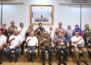 Uji Coba Makan Gratis Bergizi: Kunjungan Pj Wali Kota Tangerang ke Cilegon