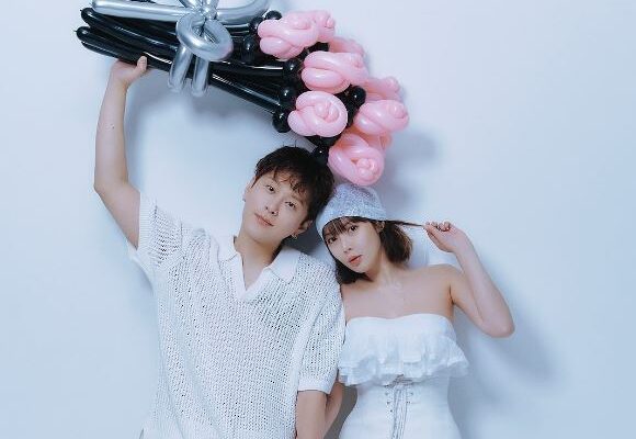Foto: HyunA dan Yong Junhyung Bagikan Foto Pernikahan Terbaru yang Menawan!