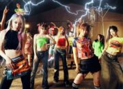 LE SSERAFIM Cetak Sejarah di Billboard 200 dengan Album “CRAZY” di Posisi No. 7