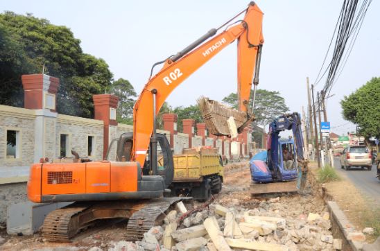 Pemkot Tangsel Mulai Proyek Pelebaran Jalan Bhayangkara untuk Atasi Kemacetan