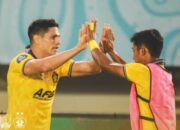 Persis vs Persik: 10 Pemain Macan Putih Tumbangkan Persis Solo