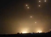 Iran Luncurkan Sekitar 180 Rudal ke Israel: Eskalasi Ketegangan di Timur Tengah