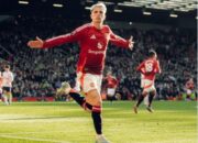 Man Utd vs Brentford, Setan Merah Manchester United Gulung Brentford 2-1 di Premier League 2024/2025