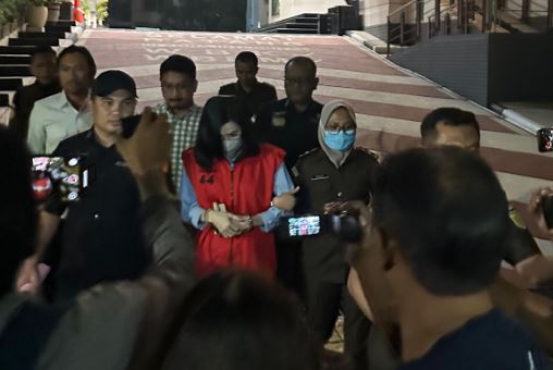 Kejaksaan Agung Tetapkan Ibu Ronald Tannur Sebagai Tersangka Kasus Korupsi di Pengadilan Negeri Surabaya