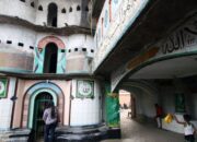 Masjid Agung Nurul Yaqin: Wisata Religi dan Keunikan Arsitektur Masjid Pintu Seribu di Kota Tangerang
