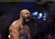 UFC 309: Siku Kiri Jon Jones TKO Stipe Miocic di Ronde Ketiga