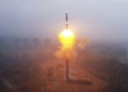 Uji Coba ICBM Terbaru Korea Utara: Klaim ‘Rudal Terkuat di Dunia’ dan Implikasinya