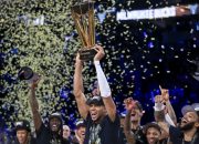Milwaukee Bucks Juara Piala NBA di Las Vegas, Giannis Dominan