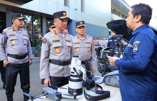 Operasi Lilin 2024: Polri Jamin Keamanan Natal dan Tahun Baru 2025