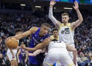 Sacramento Kings Dominasi Utah Jazz 141-97: Huerter, Fox, dan Sabonis Bersinar
