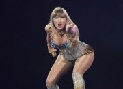 Taylor Swift Pecahkan Rekor dengan Buku “Eras Tour” Terjual 814.000 Eksemplar
