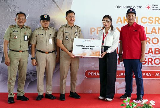 Jakpro Peduli Pluit: Aksi Sosial untuk Penanggulangan Rob di Jakarta Utara