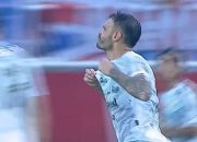 Laga Sengit Arema FC vs Persib di Pekan ke-20 Liga 1 2024-2025: Maung Bandung Gilas Singo Edan 3-1