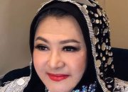Majalah New York Time Nobatkan Emilia Contessa Sebagai Satu Dari Lima Artis Terpopuler Di Dunia