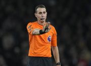Wasit David Coote Dilarang UEFA Hingga 2026 karena Pelanggaran Etika dan Narkoba