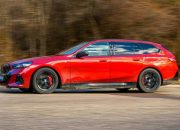 BMW i5 M60 xDrive Touring: Mobil Listrik Mewah dengan Performa Luar Biasa