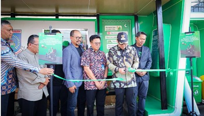 Kolaborasi Pemkot Tangsel dan Gojek Resmikan Halte Transportasi Publik di Pamulang dan Rawa Buntu