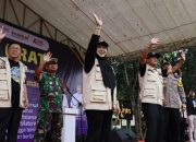 Moch Maesyal Rasyid dan Intan Nurul Hikmah Lepas Peserta Mudik Gratis 2025 di Puspemkab Tangerang