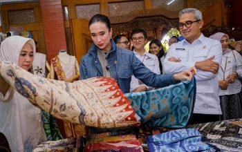 Rumah Batik Komar: Destinasi Wisata Edukasi Batik Terbaik di Bandung