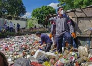 Bersihkan Sampah di Kabupaten Tangerang, Moch. Maesyal Rasyid Terjun Langsung di Sungai Golden, Anak Sungai Cisadane