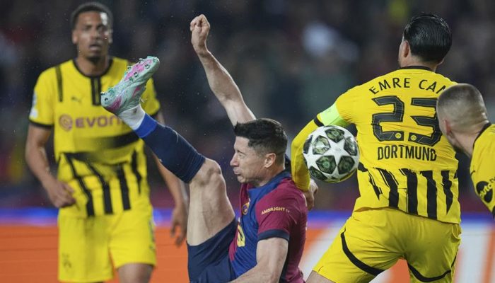 Hansi Flick “Kami belum lolos”, Barcelona vs Borussia Dortmund: Raphinha, Lewandowski, Lamine Yamal Bawa Barca Bungkam Dortmund 4-0 di Liga Champions
