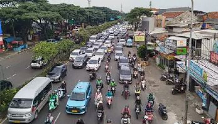 Kemacetan Lebaran di Jawa Barat: Puncak, Bandung, dan Tol Cipularang Padat Merayap