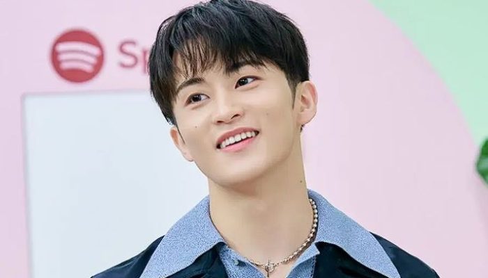 Mark NCT Raih Trofi Solo Pertama Lewat Lagu “1999”!