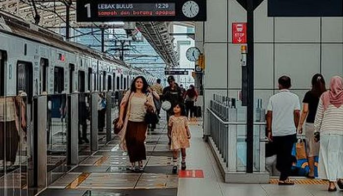 Naik MRT Jakarta Cuma Rp1 di 24 April! Ini Cara Dapat Tiketnya