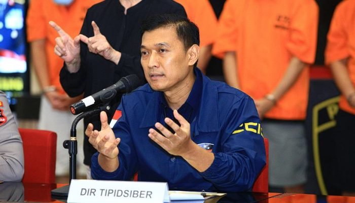 Polri Bongkar Penipuan AI Deepfake Catut Nama Khofifah & Prabowo